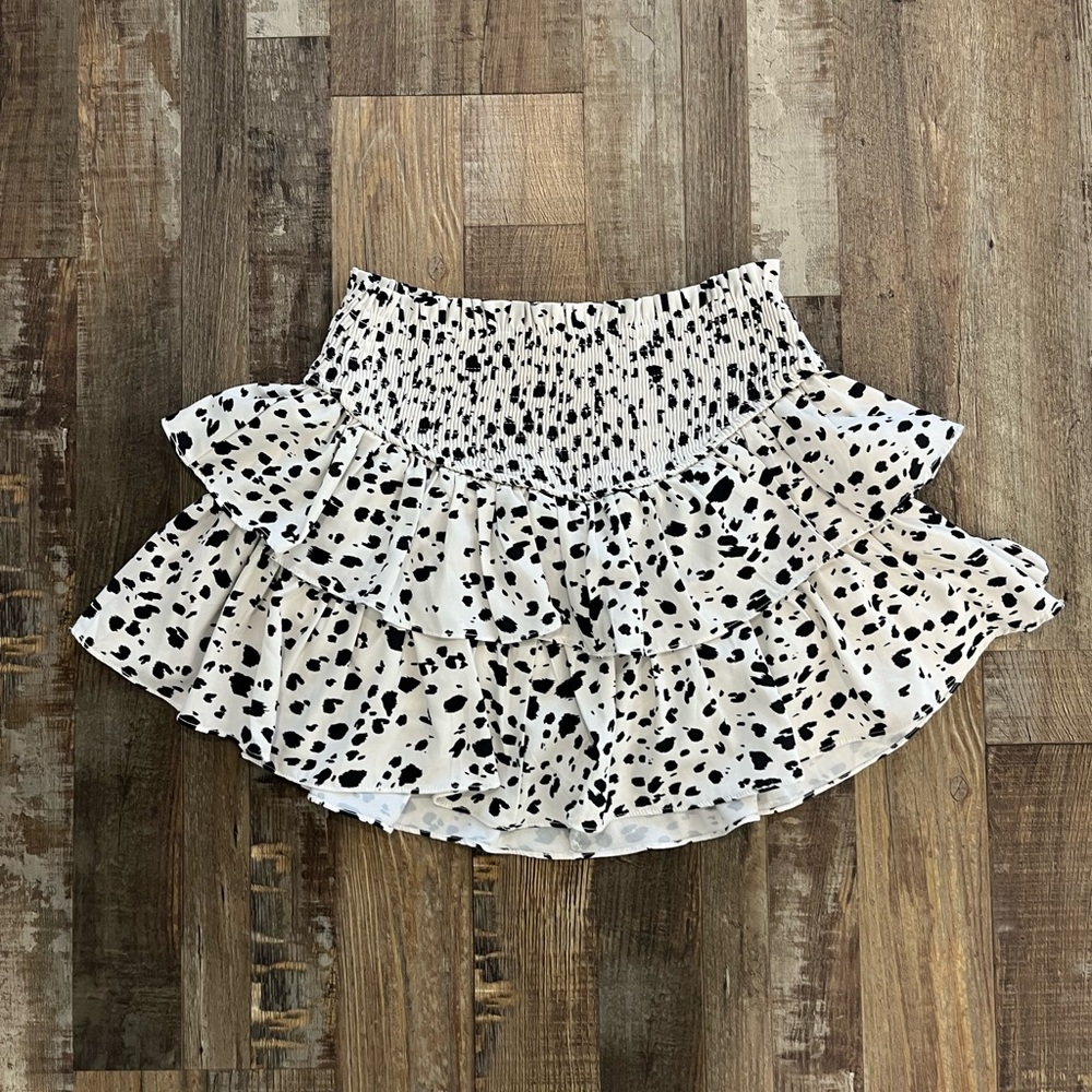 Smocked cow print layered skirt!🖤🤍